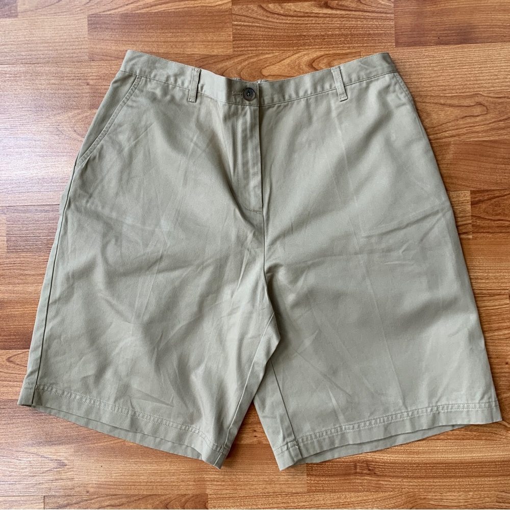 3/$20 Lands’ End khakis shorts
